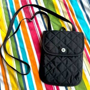 Crossbody black quilted bag by Baggallini